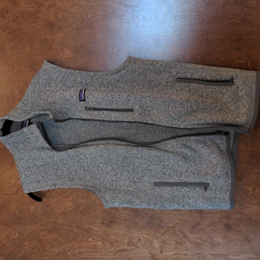 Patagonia gray, size medium vest